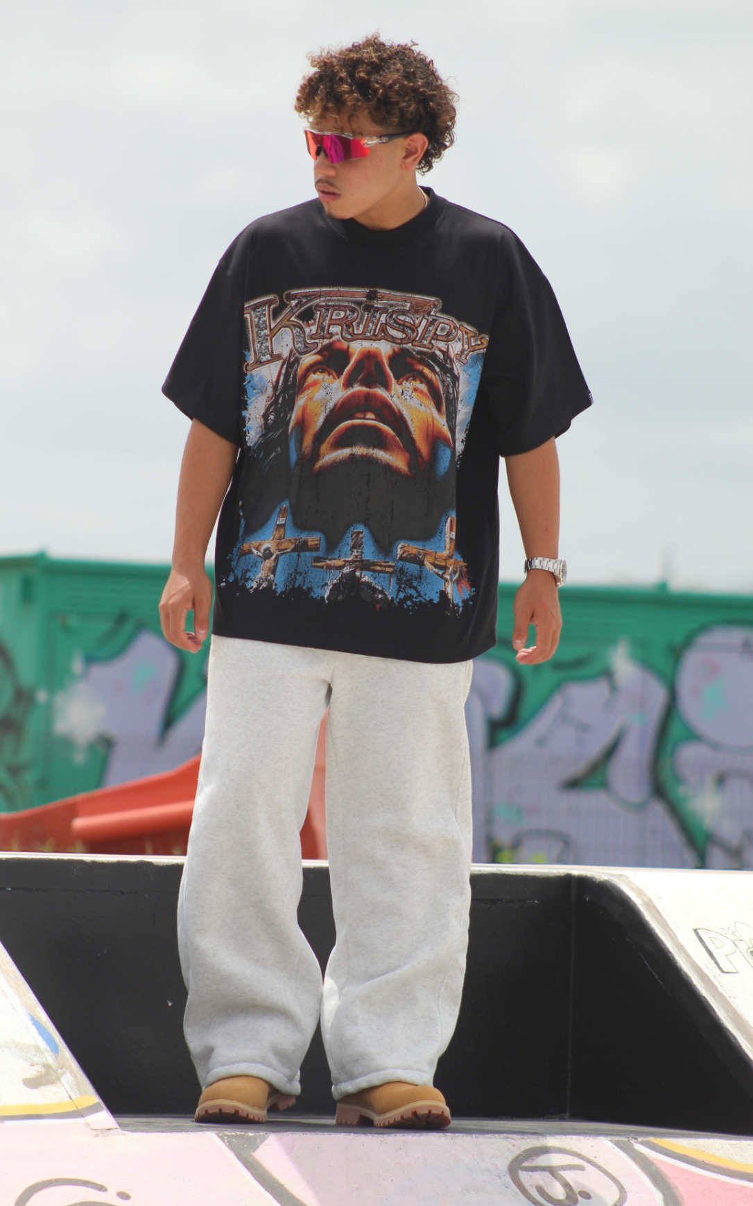 "KKINGDOM OF KRISPY" oversized tee
