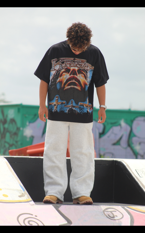 "KKINGDOM OF KRISPY" oversized tee