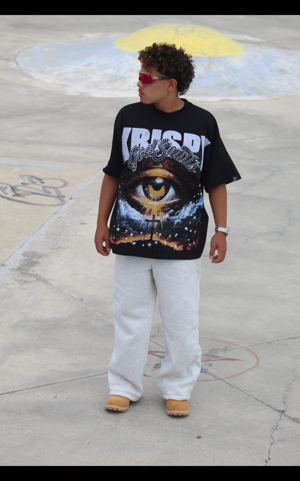 "THROUGH THE EYE OF KRISPY" oversized tee